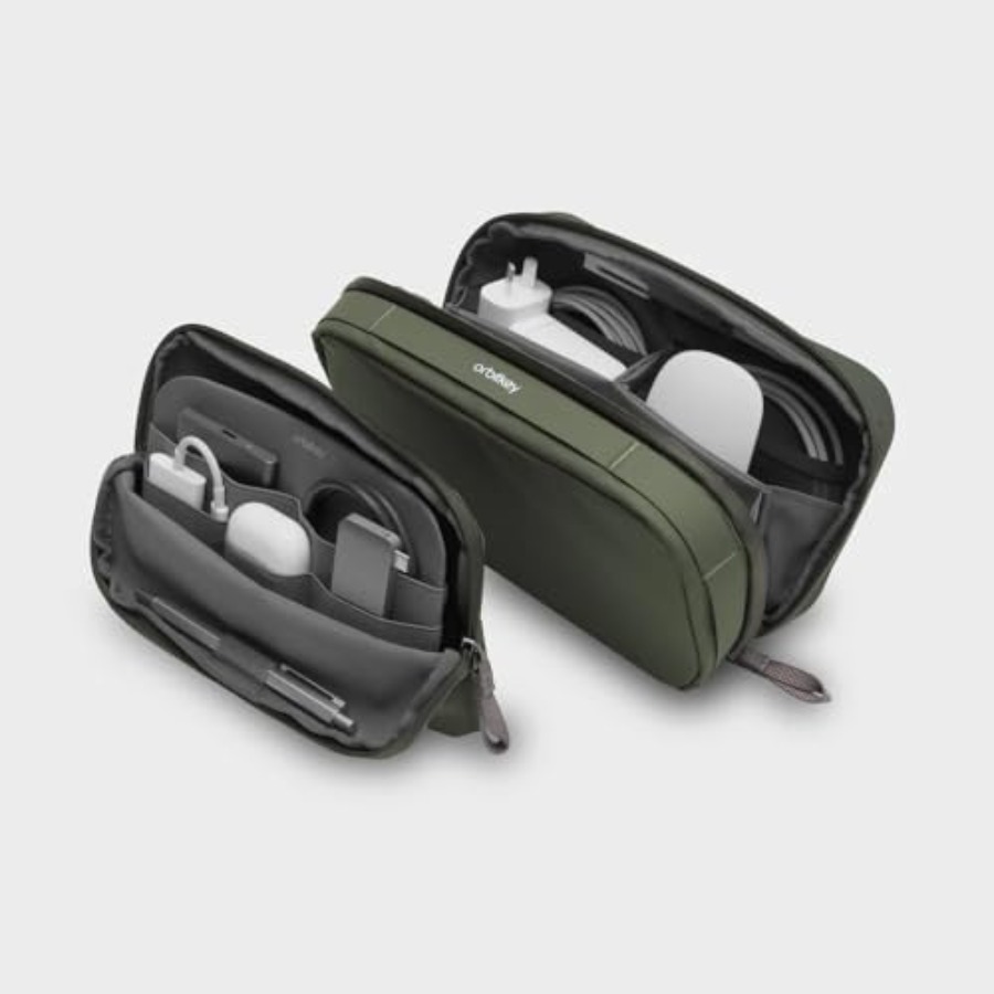 Travel Accessories Us - 2-in-1 Tech Accessory Pouch with Detachable