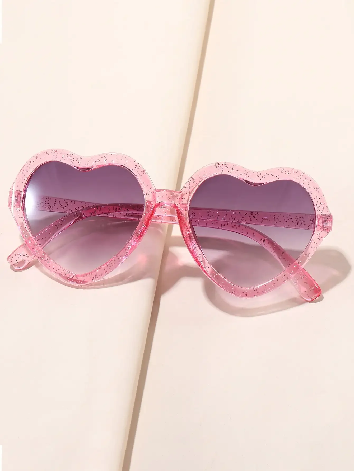 1 Pair Heart Shaped Children E - مراجعة Travel Accessories For Girls وسعره
