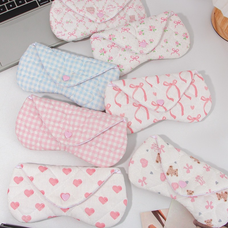 Ins Korean Plaid Fabric Heart  - مراجعة Travel Accessories Pouch For Women وسعره