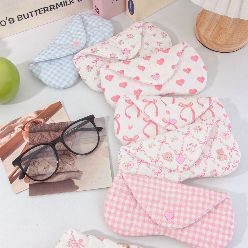 Ins Korean Plaid Fabric Heart  - مراجعة Travel Accessories Pouch For Women وسعره