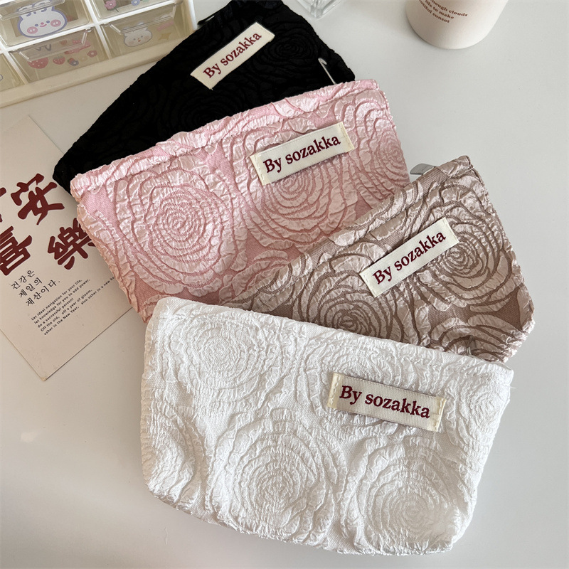 French Embossed Flowers Travel - مراجعة Travel Accessories Pouch For Women وسعره