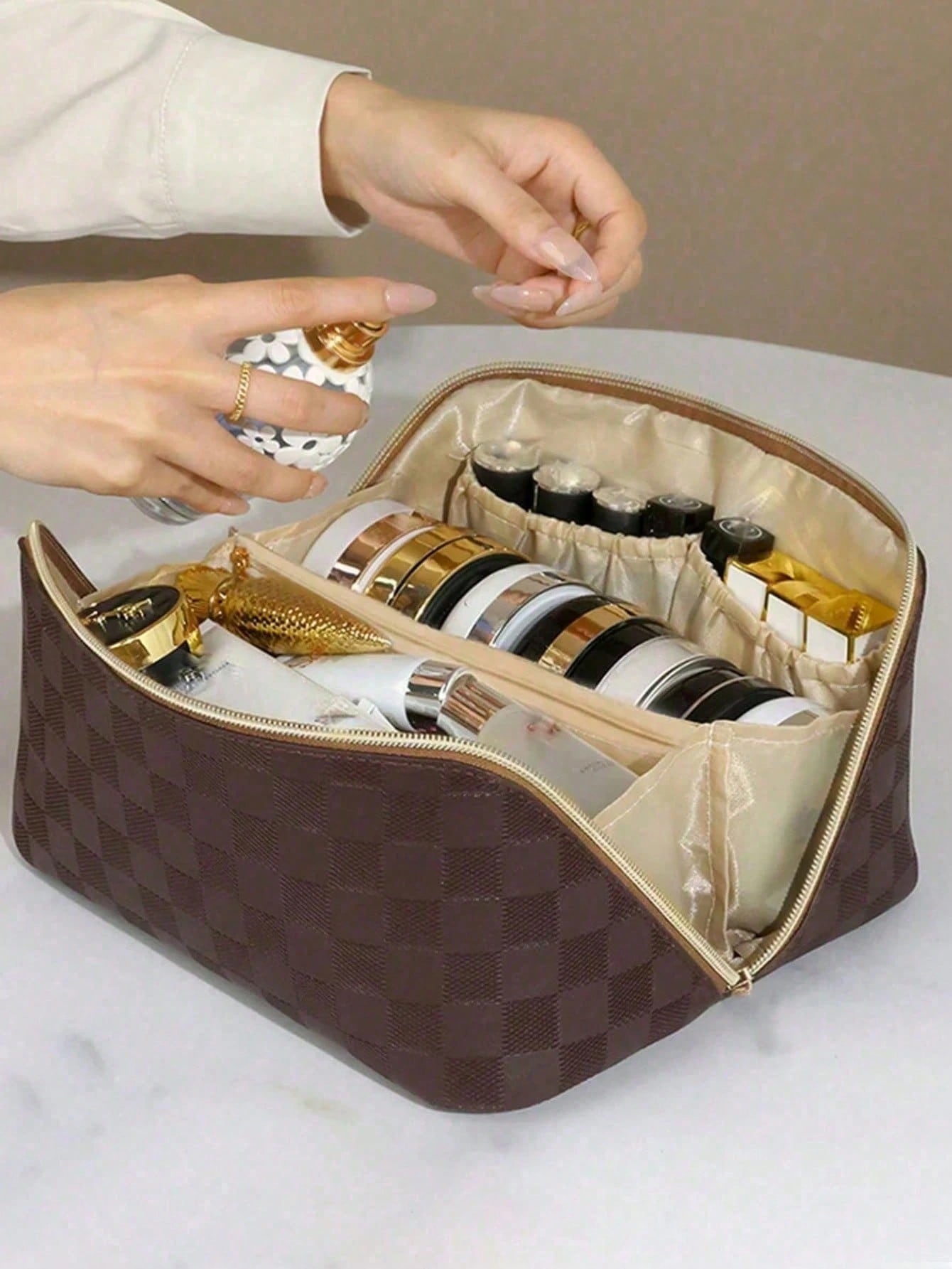 1pc PU Leather Cosmetic Bag, H - مراجعة Travel Accessories Pouch For Women وسعره