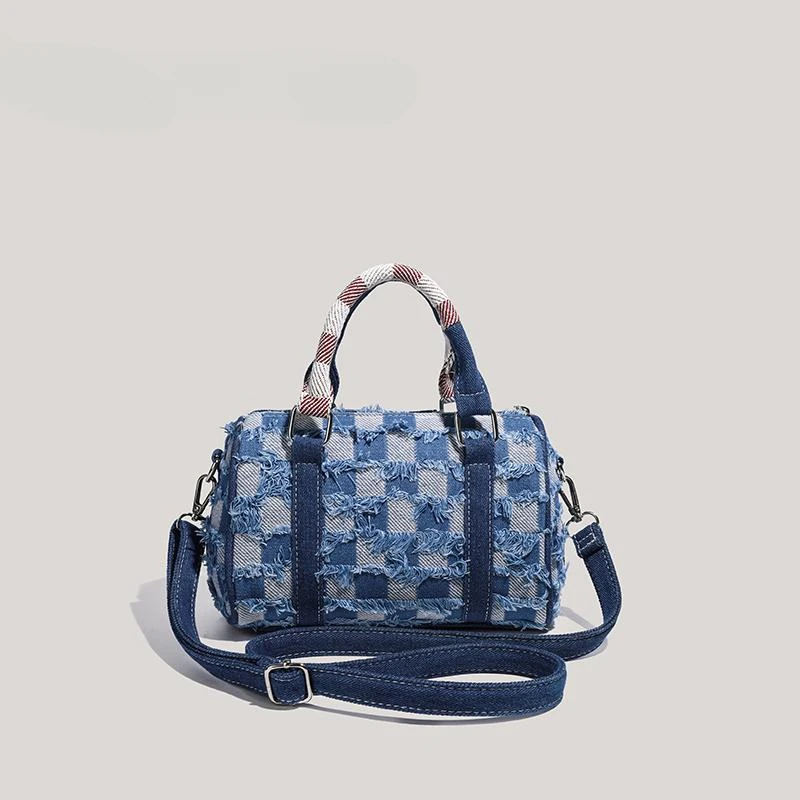 Disney Bags Mickey Purses and  - مراجعة Travel Accessories Pouch For Women وسعره